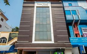 Rosee Wood